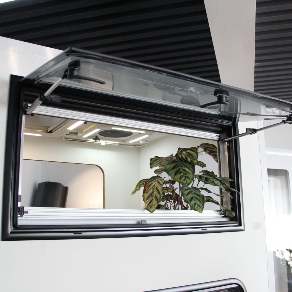 Wholesale Factory Acrylic Glass 23RW RV Right Angle Window Black Aluminum Alloy Outer Frame Motorhome Side Window